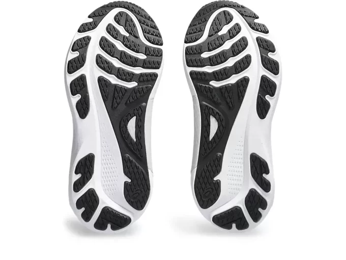 GEL-KAYANO 30 TESTATA SU STRADA STRETTA