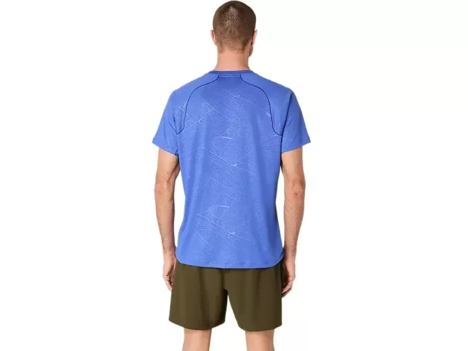 MAGLIA A MANICHE CORTE CON STAMPA GAME ALL OVER