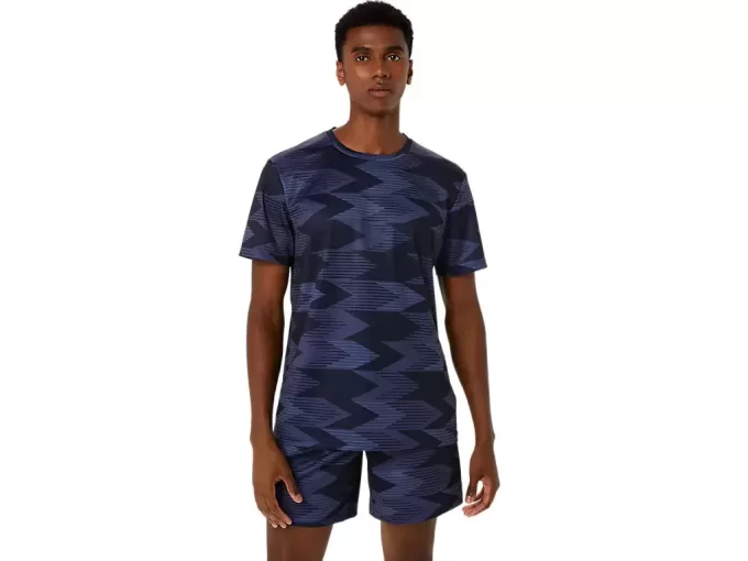 MAGLIA A MANICHE CORTE CON STAMPA STAGIONALE ALL OVER