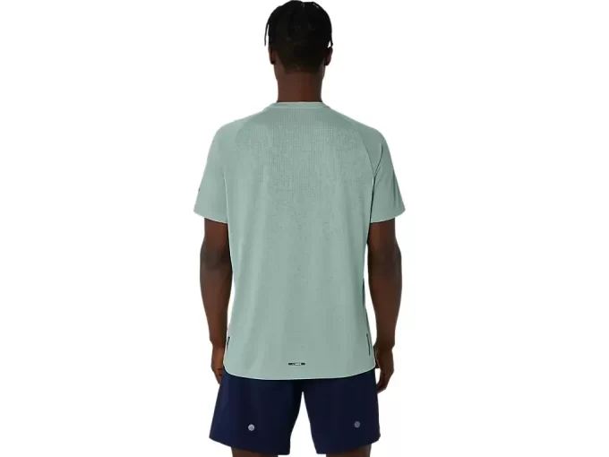 MAGLIA A MANICHE CORTE JACQUARD ACTIBREEZE MAGLIA A MANICHE CORTE JACQUARD ACTIBREEZE