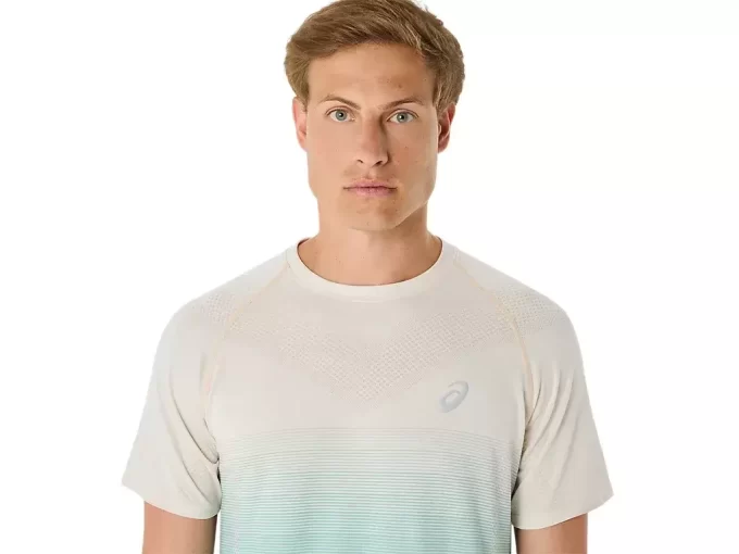 MAGLIA A MANICHE CORTE SENZA CUCITURE DA UOMO MAGLIA A MANICHE CORTE SENZA CUCITURE DA UOMO