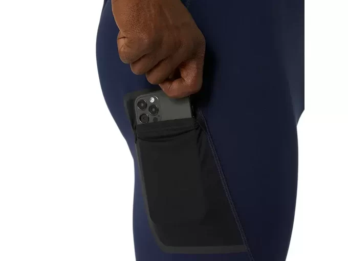 STRADA INVERNALE STRETTA STRADA INVERNALE STRETTA