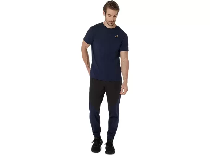 T-shirt con ricamo a spirale Asics T-shirt con ricamo a spirale Asics