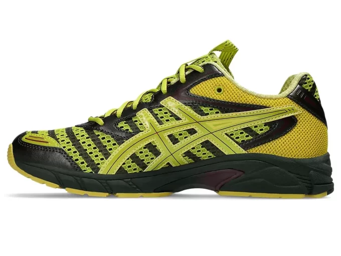 UB9-S GEL-DS TRAINER 14