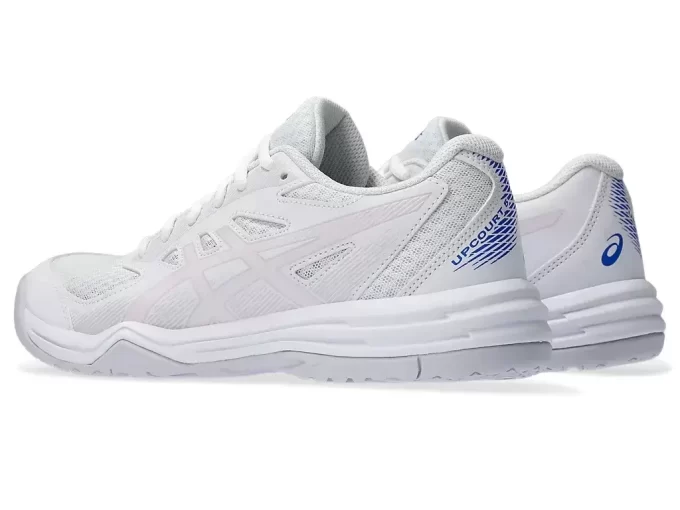 UPCOURT 5 TESTATO SU STRADA